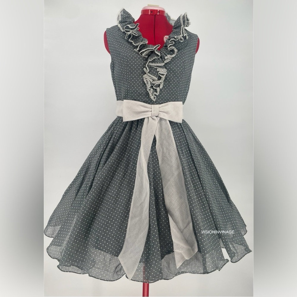 Miss Elliette 80s Does 50s Gray White Vintage Polkadot Fit & Flare Ruffle Dress